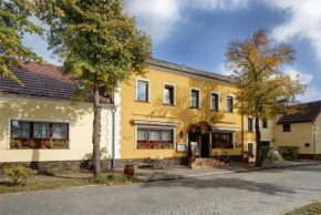  Hotel-Restaurant Alter Krug Kallinchen  Цоссен